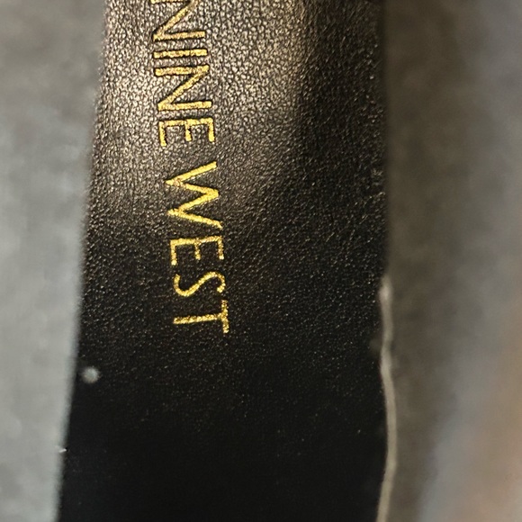 Nine West chelsea boot with modern update. - Picture 8 of 8